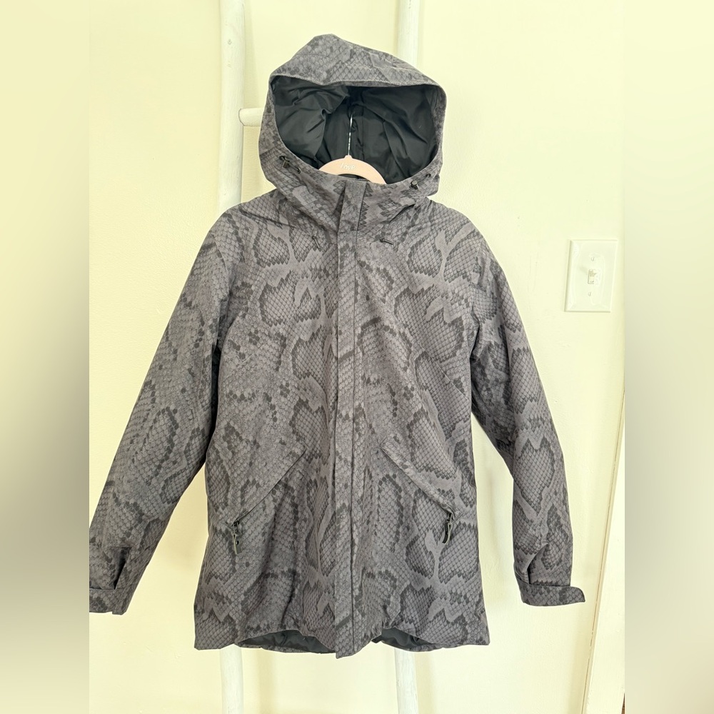 Burton Gray Snakeskin Ski / Snowboard Jacket